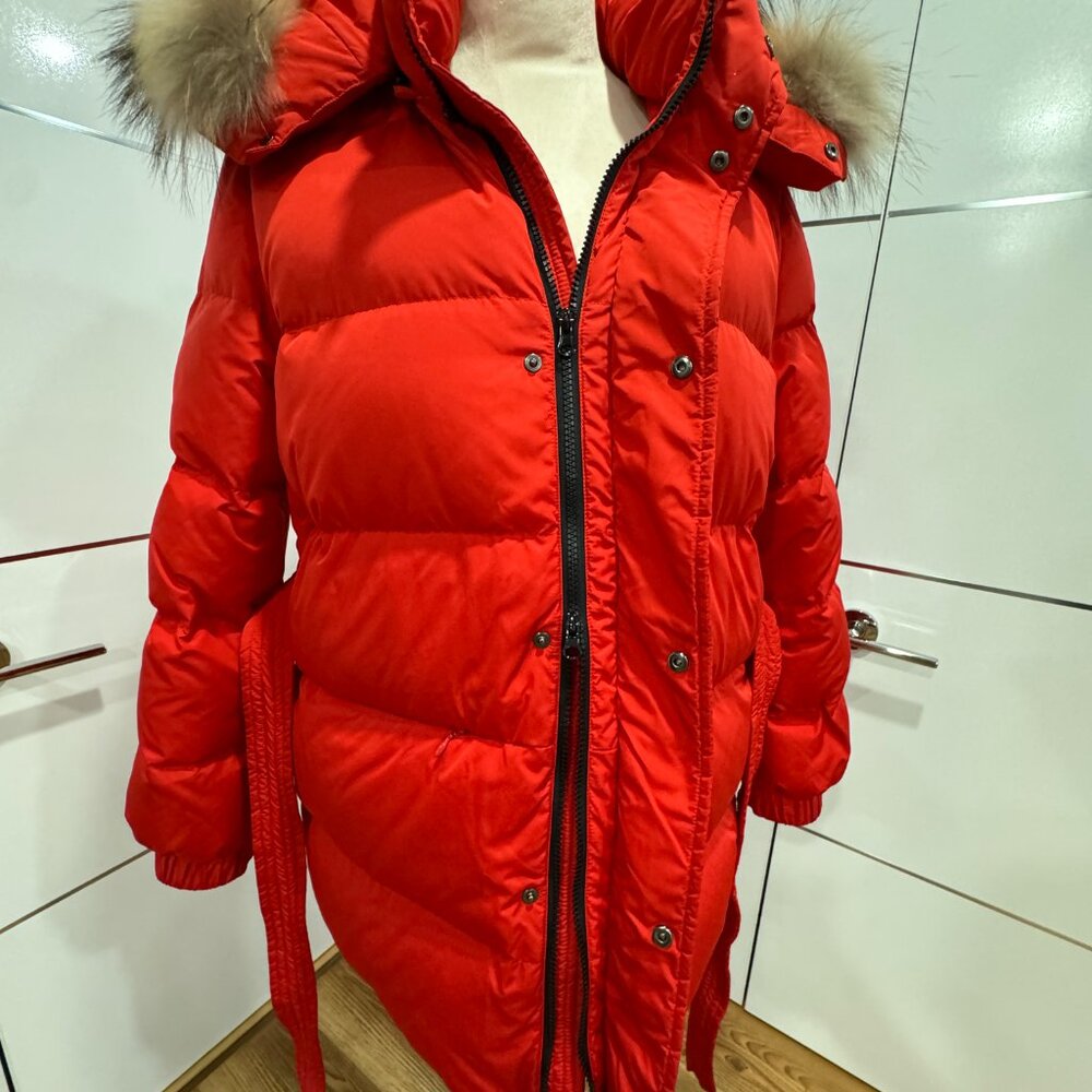 Women's Red puffer Jacket with Fur Hood - Picture 8 of 16